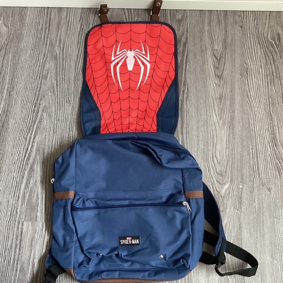 NWT Rare Marvel Spider-Man Empire State University Secret Identity Backpack - Picture 5 of 7